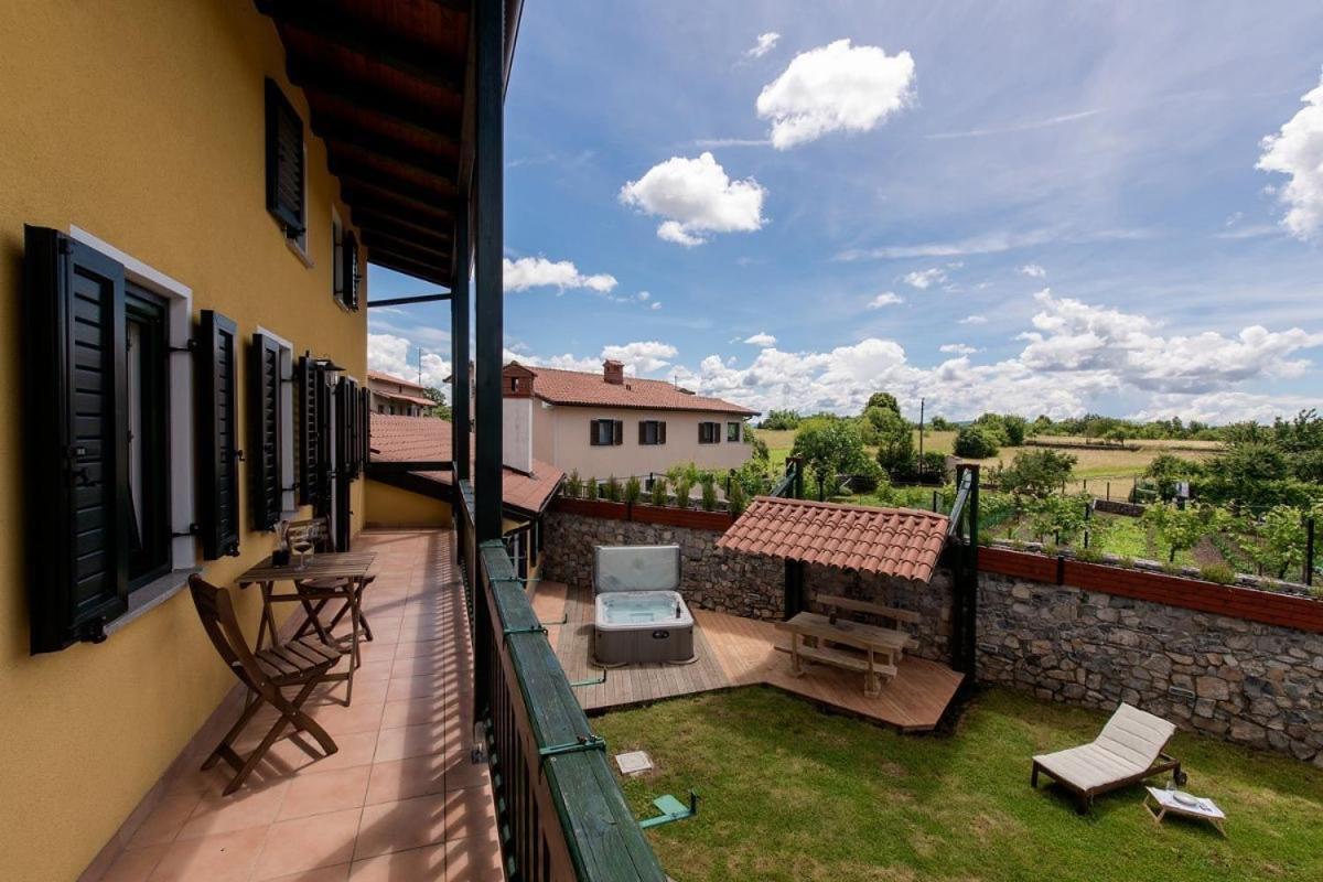 Vila Friuli Karst Комен Екстер'єр фото